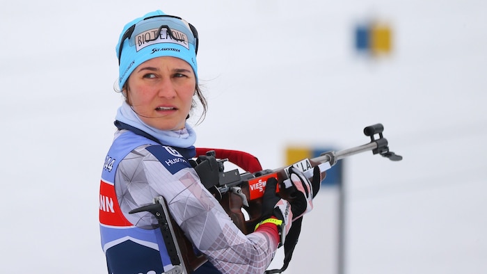 Dunja Zdouc haderte mit Krankheiten in der Vorbereitung, wechselt daher zum Saisonstart in den IBU-Cup.