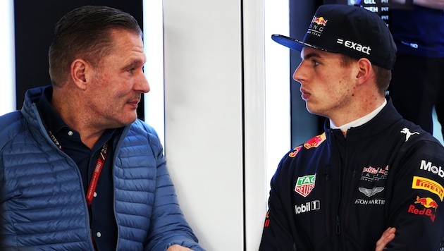 Jos Verstappen hat mit einem Mythos rund um ihn und Sohn Max (rechts) aufgeräumt. (Bild: GEPA/GEPA pictures)