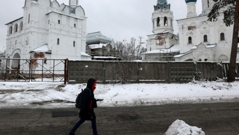 Sonntagabend fiel der erste Schnee im Osten der Ukraine, darunter in der Region Donezk. (Bild: AFP)