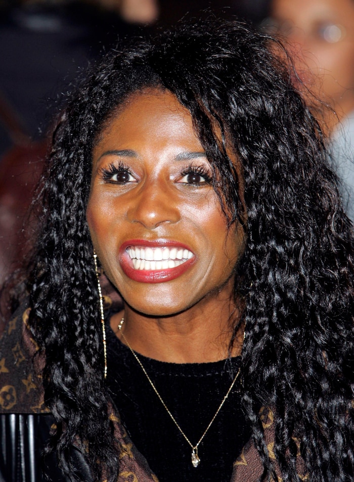 Sinitta habe Pitt fast zwei Jahre lang gedated.