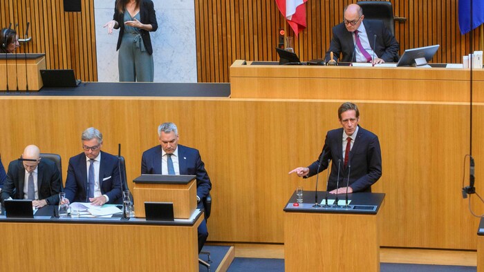 Aus der Sicht von SPÖ-Finanzsprecher Krainer muss die Staatsanwaltschaft wegen des Verdachts der ...