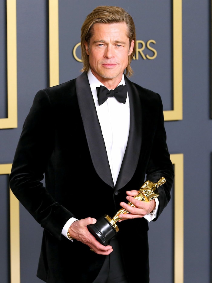 Brad Pitt 2020 mit seinem Oscar.