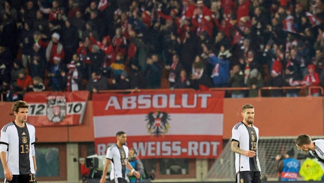 Die deutschen Spieler mussten sich im Happel-Stadion einiges anhören. (Bild: REUTERS)