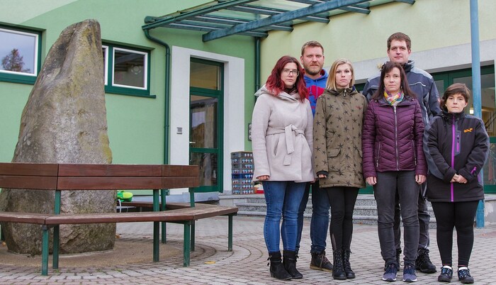 Die Eltern der vier Kinder üben massive Kritik und wollen ihre Kinder am besten in die Schule der Nachbargemeinde gehen lassen.