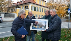 Gemeinderat Ferch mit Mitstreitern Georg Spiegelfeld-Schneeburg, Markus Landerer und Christian Schuhböck (v. links). (Bild: Tschepp Markus)