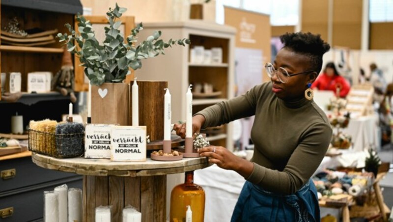 Von Rainer Schaal von Kaffee 333 bis hin zu Charity Putz von Chary Chic (Bild): Das Angebot auf der Messe ist breit gefächert. (Bild: Markus Wenzel)