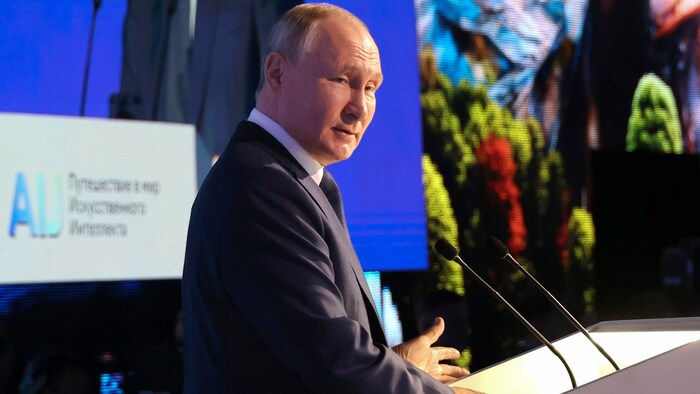 Putin: „KI-Monopol ist inakzeptabel und gefährlich“