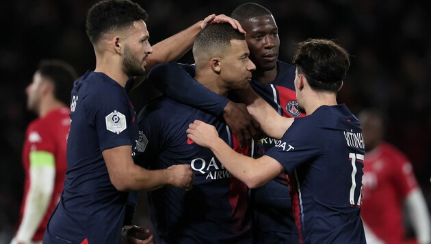 Paris St. Germain geht gegen Hütters Monaco als Sieger vom Platz, gewinnt mit 5:2. (Bild: APA/AFP/FRANCK FIFE)