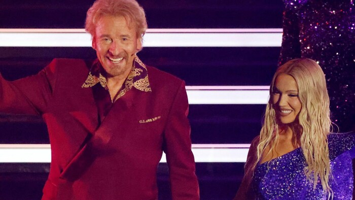 Zum Abschied ließ sich Thomas Gottschalk unter anderem von Helene Fischer und Shirin David ...