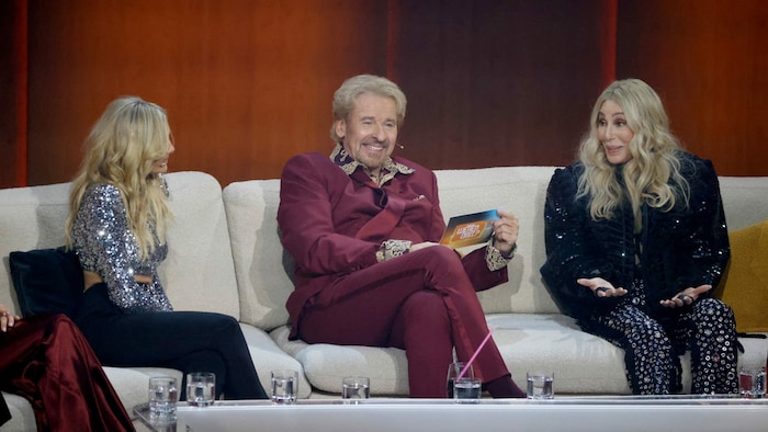 Bei Thomas Gottschalks „Wetten, dass..?“-Abschied saß Cher nicht nur auf der Wettcouch, sie gab ...