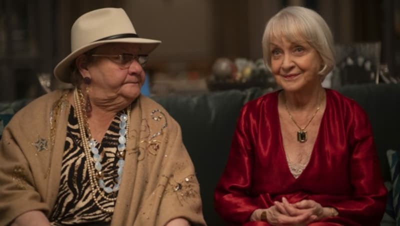 Zwei Seniorinnen haben es faustdick hinter den Ohren: Monique und ehemalige Gefängnisanwärterin Jeanne. (Bild: © Arnaud Borrel_ 2023 GAUMONT – TF1 FILMS PRODUCTION)