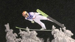 Stefan Kraft gewann beim Weltcup-Auftakt beide Springen. (Bild: EPA)