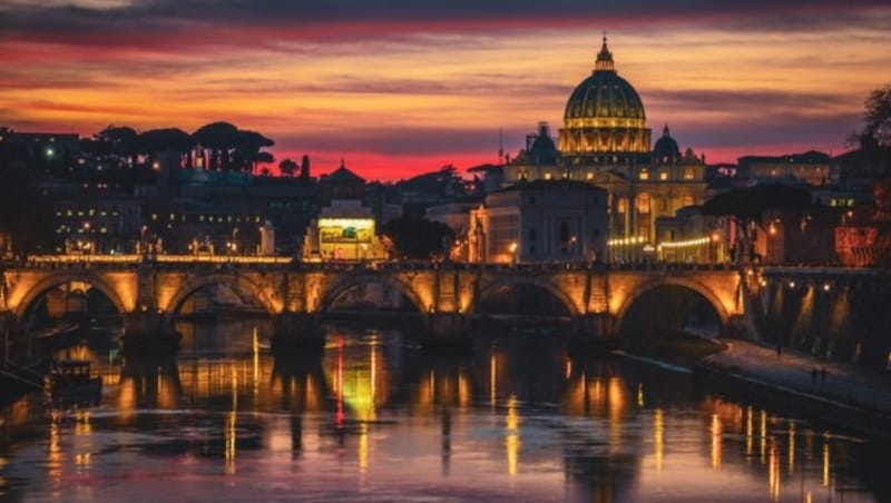 Der Petersdom bei Nacht (Bild: Sergey - stock.adobe.com)