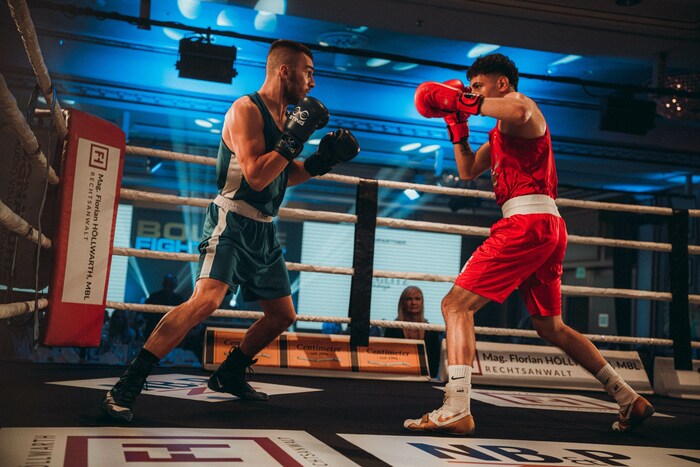 Arsen Chabyan (rot) bei der vergangenen Bounce Fight Night.