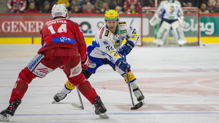 Hughes war im ersten Saison-Derby gegen den KAC (Postma) mit vier Punkten der Matchwinner.