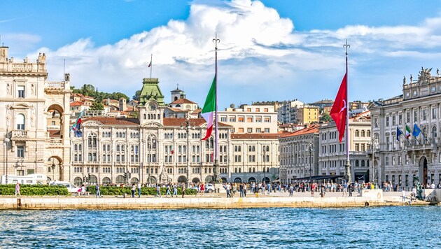 In Triest kam es zur Massenschlägerei (Bild: stock.adobe.com)