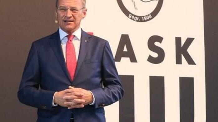 Thomas Stelzer ist bekennender LASK-Fan.