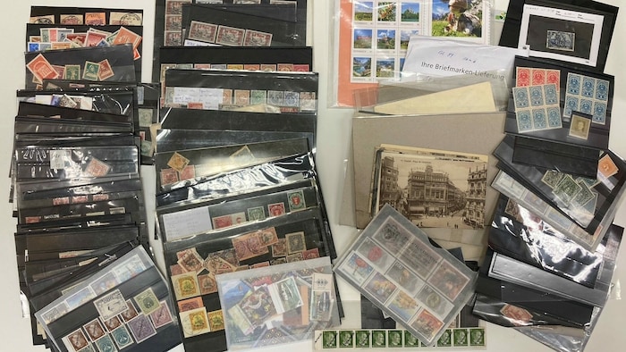 Falls Sie Gegenstände erkennen, die nie bei Ihnen angekommen sind, melden Sie den Verlust der ...