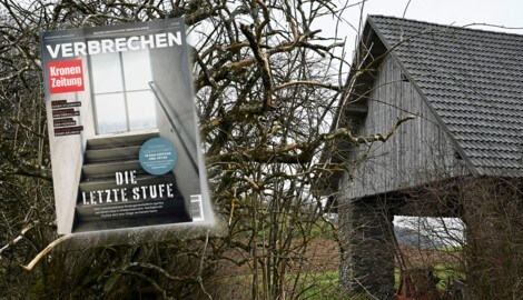 Auf einem Bauernhof in Töllerberg wurden drei der Opfer des Serienkillers gefunden. Teile des Gebäudes sind bis heute erhalten. (Bild: NINA_STRASSER, Krone KREATIV)