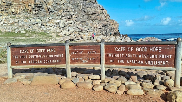 Das Kap der Guten Hoffnung ist der südwestlichste Punkt Afrikas. Es liegt im ...