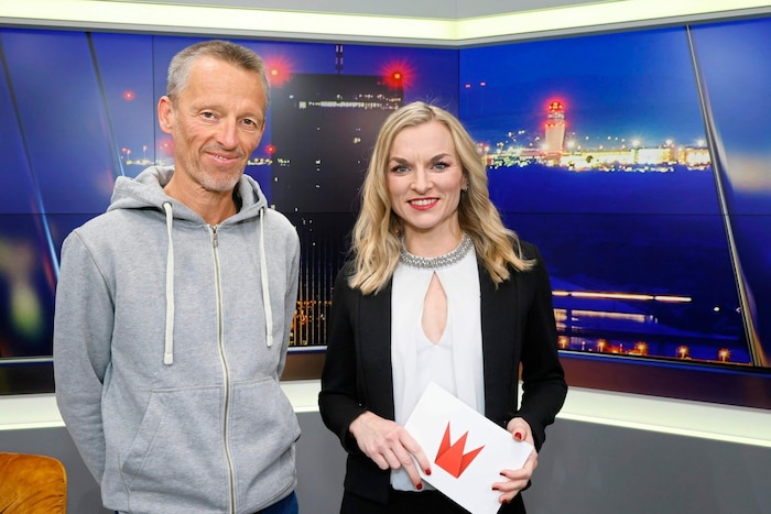 Georg Spatt mit Moderatorin und Krone-TV-Redakteurin Marie Leopoldsberger
