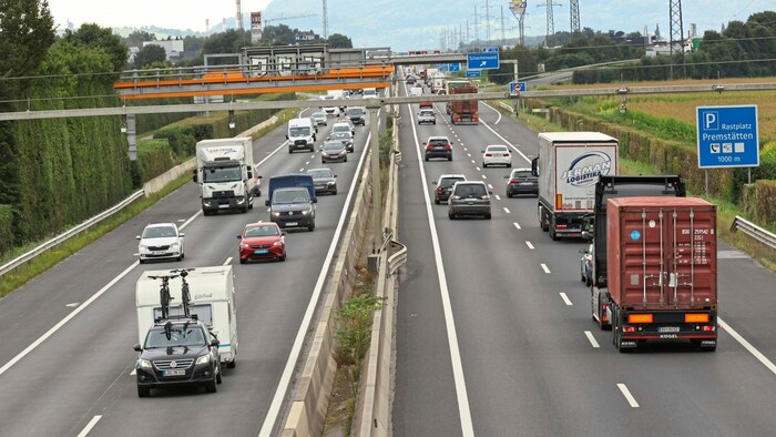 The three-lane expansion of the A 9 is one of the central points of the infrastructure demands of the IV and WKO.