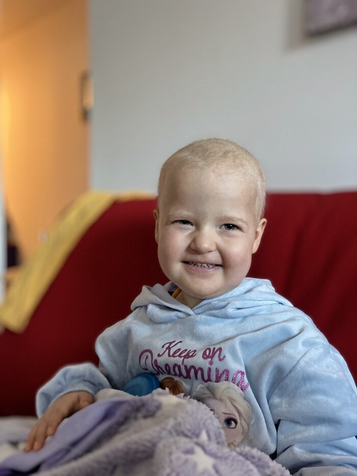 Die kleine Zita kämpft im St. Anna Kinderspital tapfer um ihr Leben.
