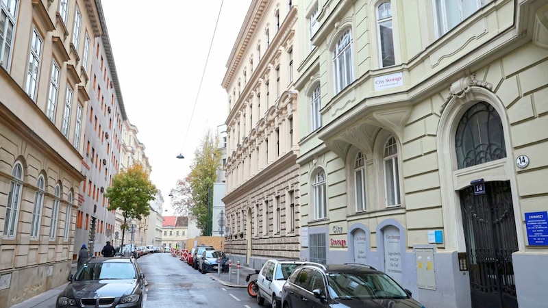 Wickenburggasse 14, rechts im Bild (Bild: Zwefo)