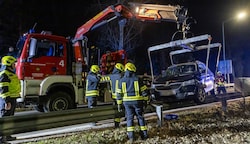 Feuerwehr Krems suchte per Drohne nach dem Flüchtigen. (Bild: DOKU-NÖ/Wimmer)