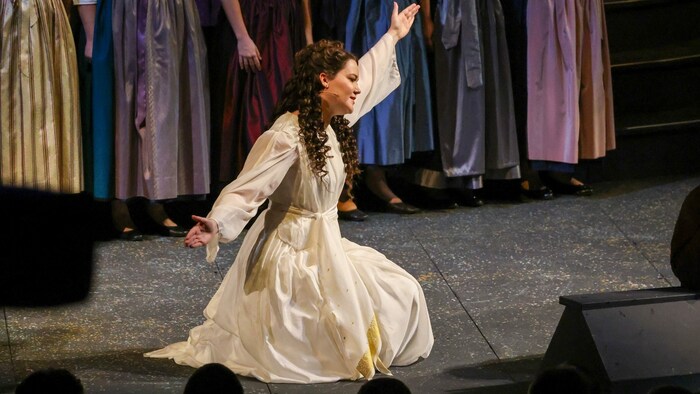 Elisabeth Eder in der Rolle des Engels.