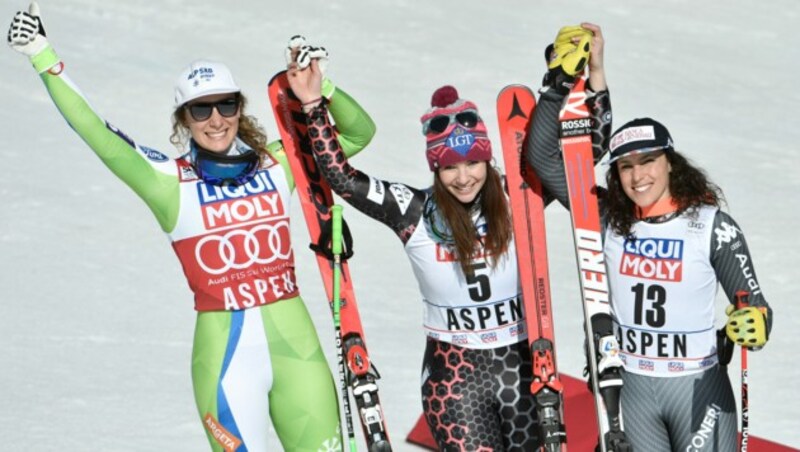 Die Top Drei beim Super-G in Aspen im März 2017: (v.l.) Ilka Stuhec (2.), Tina Weirather (1.) und Federica Brignone (3.). (Bild: APA/HANS KLAUS TECHT)