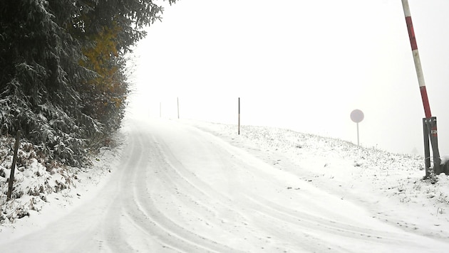 In vielen Teilen Österreichs sieht es bereits tief winterlich aus - und es kommt noch viel Neuschnee dazu. (Bild: APA/BARBARA GINDL)