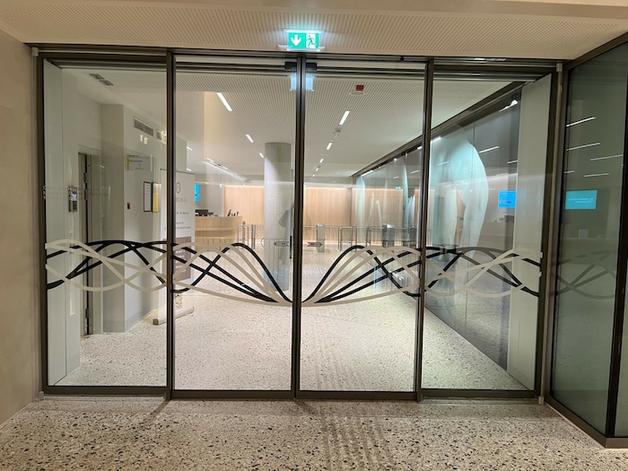 Das Bad bleibt weiter zu. Geöffnet ist nur die Sauna.
