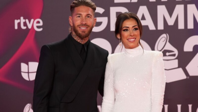 Pilar Rubio mit Ehemann Sergio Ramos (Bild: Vianney Le Caer/Invision/AP)