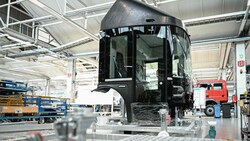 Steyr Automotive hatte die Fertigung der E-Lkw auf Serienreife gebracht. Mit der Insolvenz wurde hier eine Vollbremsung gemacht. (Bild: Markus Wenzel)