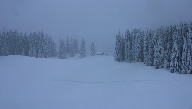 Das Kleinwalsertal präsentierte sich ebenso winterlich... (Bild: foto-webcam.eu)