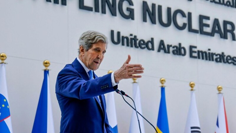 US-Klimabeauftragter John Kerry vertritt die Atomkraft-Befürworter beim Weltklimagipfel. (Bild: APA/AFP/Ludovic MARIN)