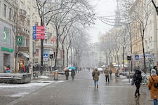 Der Start in das Weihnachtsgeschäft auf der MaHü war am ersten Einkaufssamstag noch eher verhalten. (Bild: klemens groh)