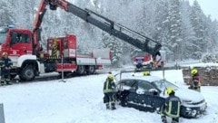 Schnee-Unfall im Waldviertel (Bild: FF Waidhofen/Thaya)