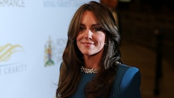 Großbritannien rückte am Wochenende zur Verteidigung von Prinzessin Kate gegen einen fiesen Buchautor aus, der sie mit Gemeinheiten diskreditiert. (Bild: APA/AFP/Daniel LEAL)