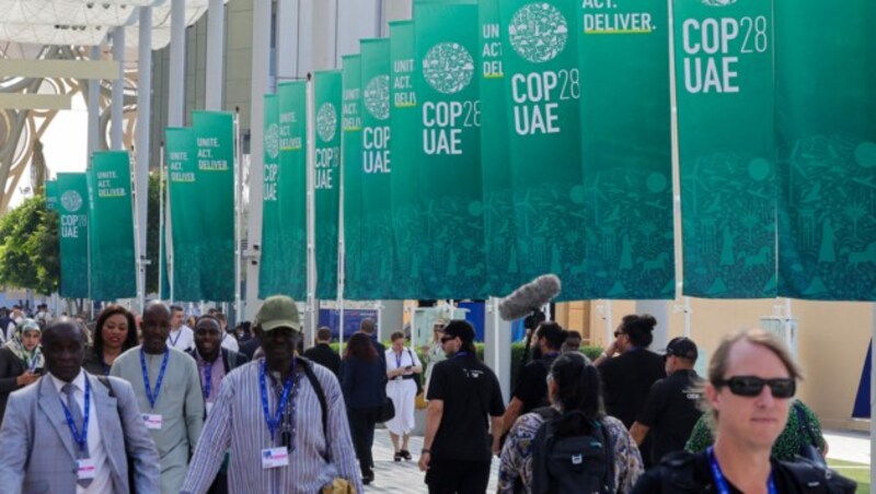 Die UN-Klimakonferenz in Dubai 2023 findet vom 30. November bis 12. Dezember 2023 statt. (Bild: APA/AFP/Giuseppe CACACE)