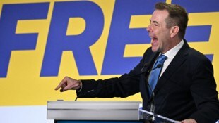 FPÖ-EU-Mandatar Harald Vilimsky hat bei einer Veranstaltung der EU-Fraktion „Identität und Demokratie“ in Florenz mit Vertretern von 14 europäischen Parteien vor den negativen Auswirkungen des Globalismus gewarnt. (Bild: AFP)