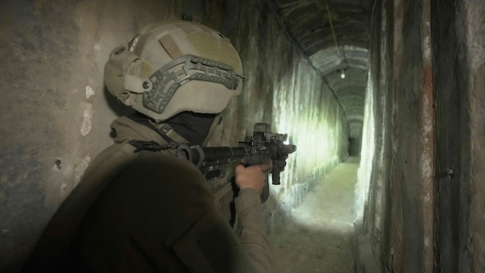 Israelische Soldaten haben weitverzweigte Tunnel unter dem Gazastreifen entdeckt.
