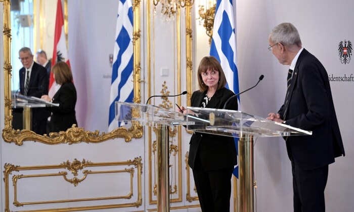 Van der Bellen mit der griechischen Präsidentin Katerina Sakellaropoulou