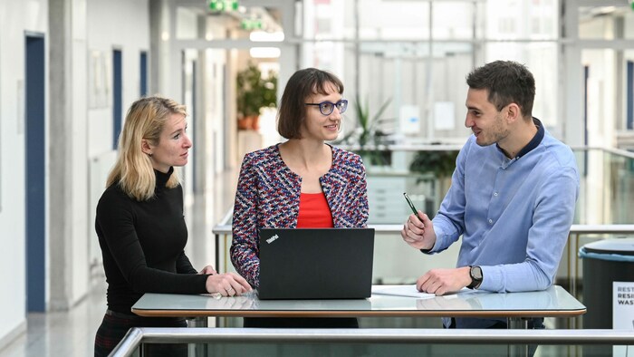 Teil des Heat-Highway-Teams: Marie-Theres Holzleitner-Senck, Valerie Rodin und Stefan Puschnigg