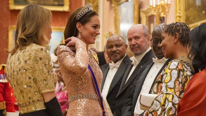 Prinzessin Kate zeigte sich trotz der Schmutzkampagne durch Omid Scobie bei dem Event strahlend ...