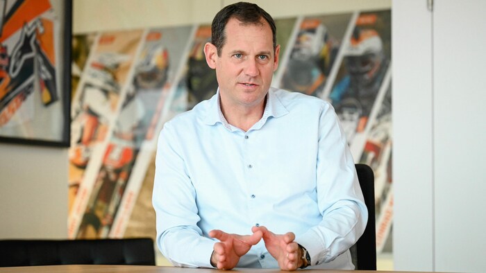 Bis Sommer müssen rund 300 Mitarbeiter gehen, so Viktor Sigl.