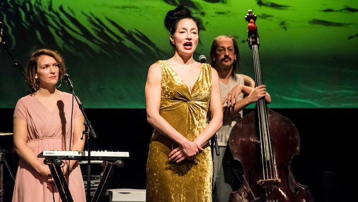 Segelt hart am Wind: Ensemblemitglied Tamara Stern.