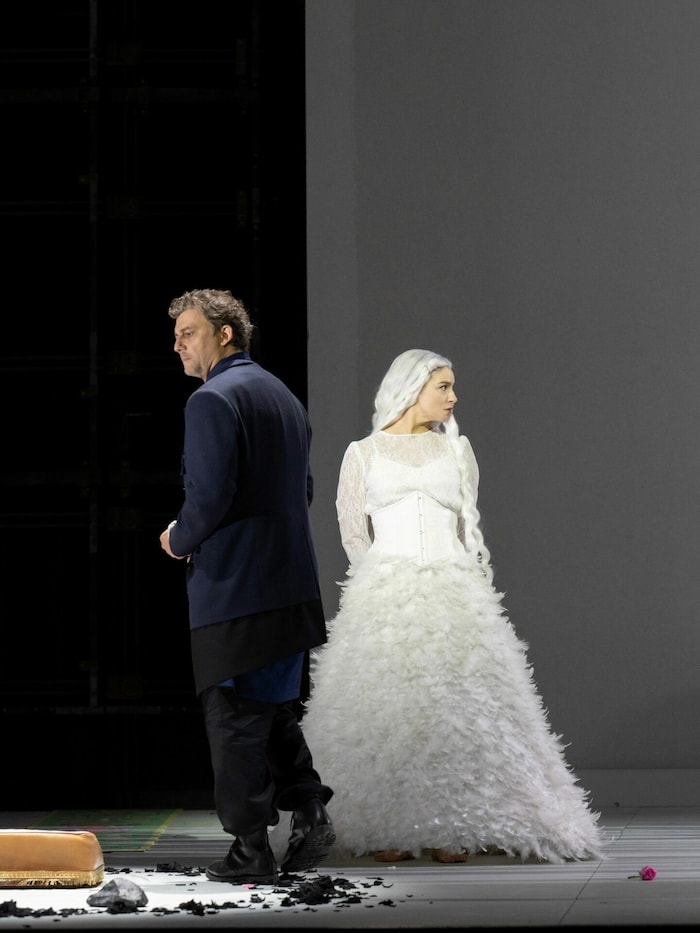 Kühle Begegnung: Calàf und Turandot - Jonas Kaufmann und Asmik Grigorian