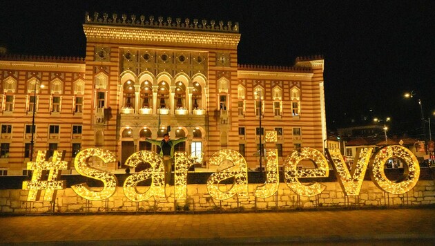 Das alte Rathaus, wenige Meter davon entfernt wurde Franz Ferdinand erschossen.